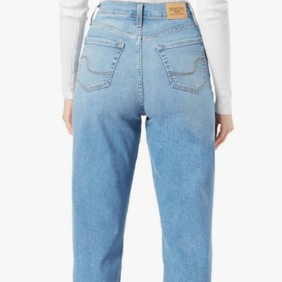 NWOT Levi Strauss. Gold Label Women's Heritage High-Rise Loose Straight - Picture 3 of 10